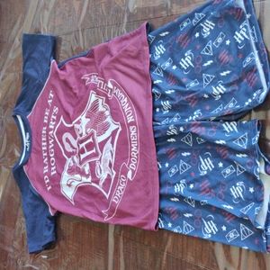 Hogwarts pjs, size kids 12/14